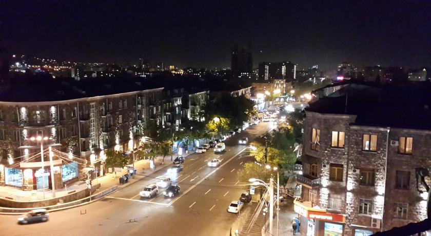 Yerevan-Sky With Terrace חדר תמונה